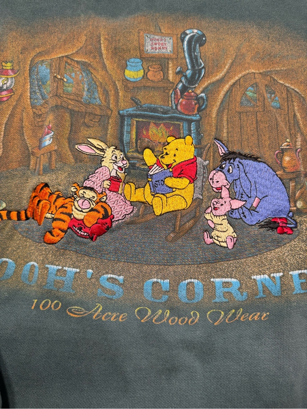 Vintage Disney Sweatshirt “Pooh’s Corner” with Embroidery - Picture 6 of 6